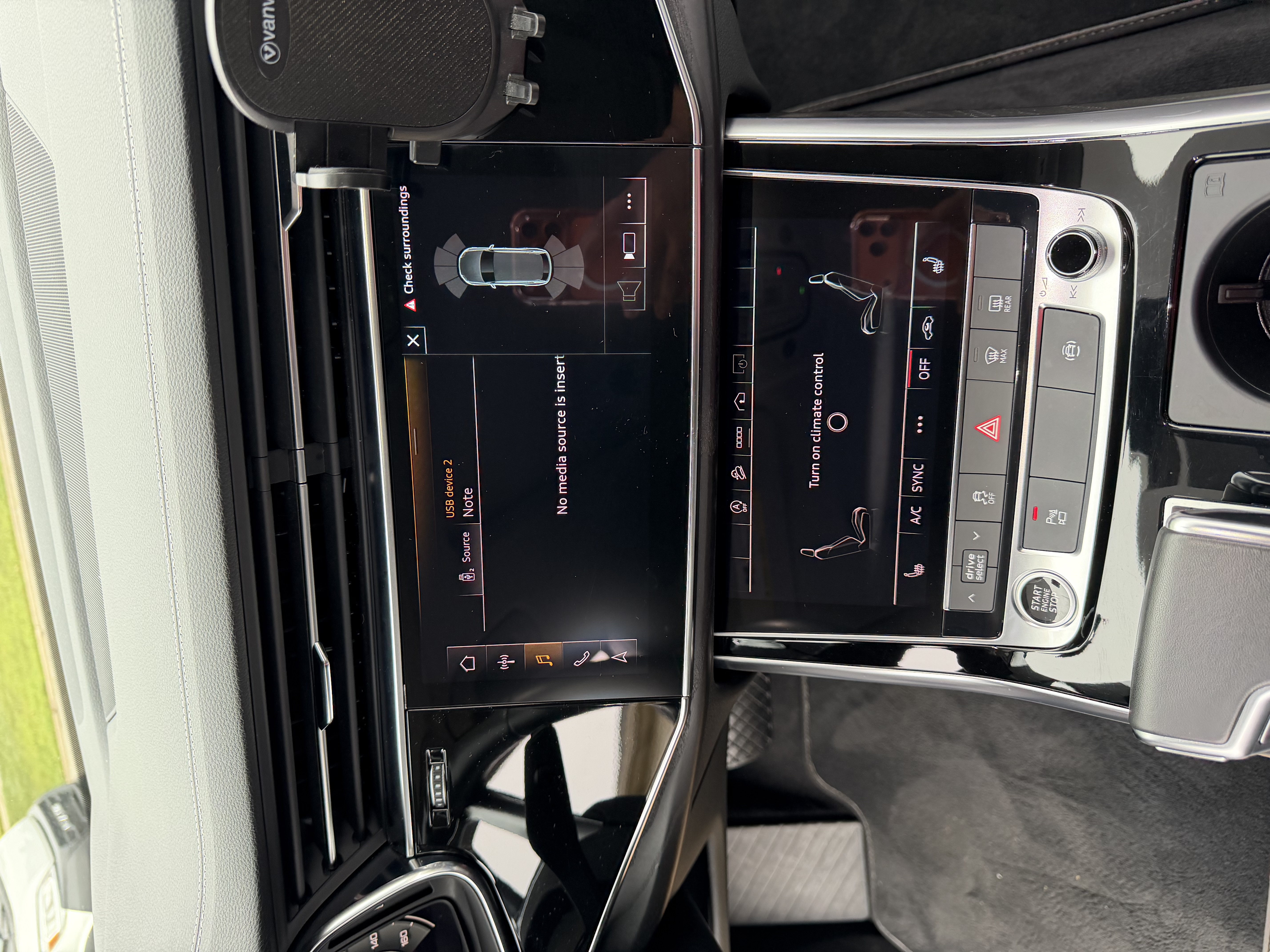 Used 2023 Audi Q8 Premium w/ Convenience Package AWD/4WD image 5