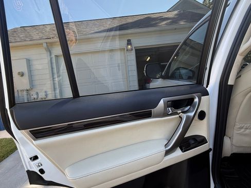 Used 2021 Lexus GX 460 Premium image 15