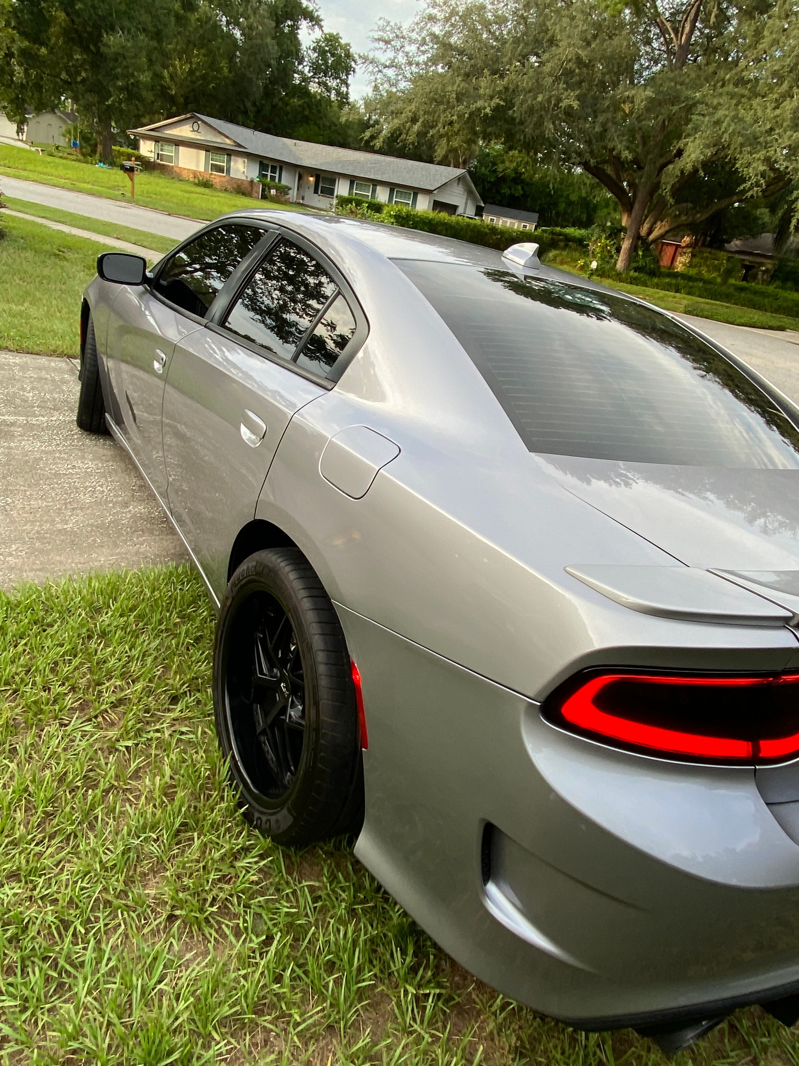 Used 2016 Dodge Charger R/T RWD image 23