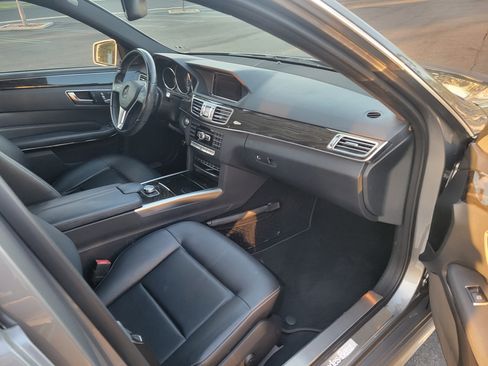 Used 2015 Mercedes-Benz E 350 Sedan image 4