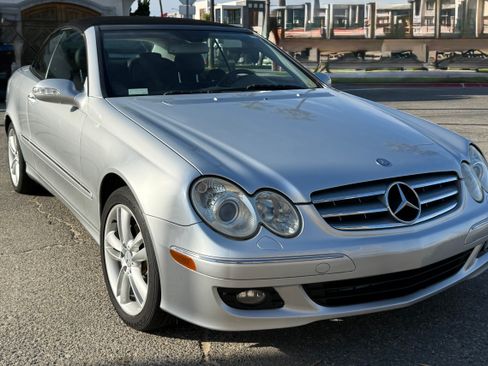 Used 2006 Mercedes-Benz CLK 350 Cabriolet image 2