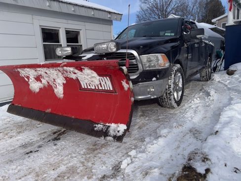 Used 2014 RAM 1500 Big Horn image 1