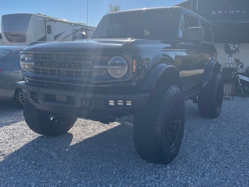 Used 2022 Ford Bronco 2-Door image 2
