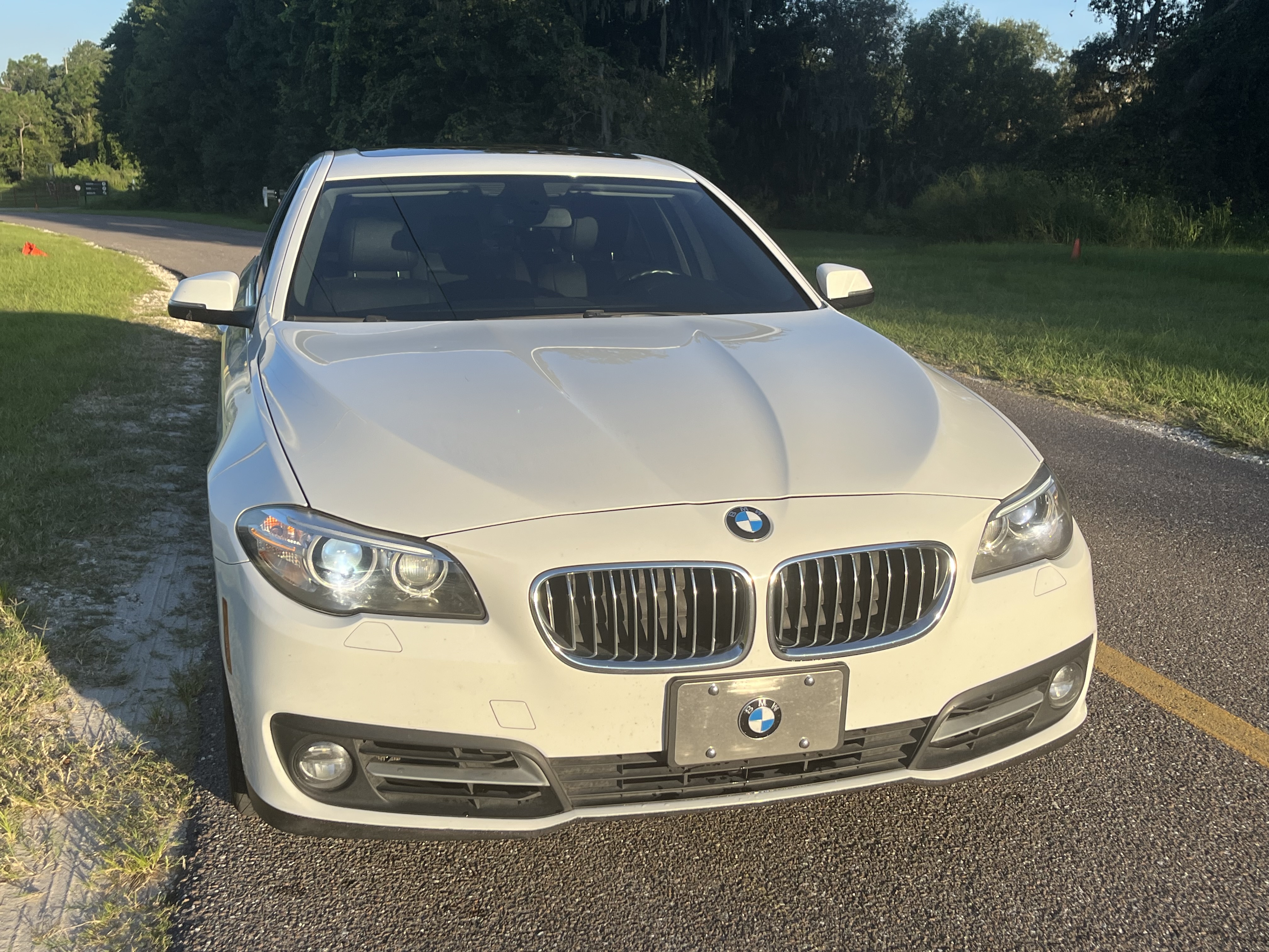 Used 2015 BMW 528i Sedan RWD image 2