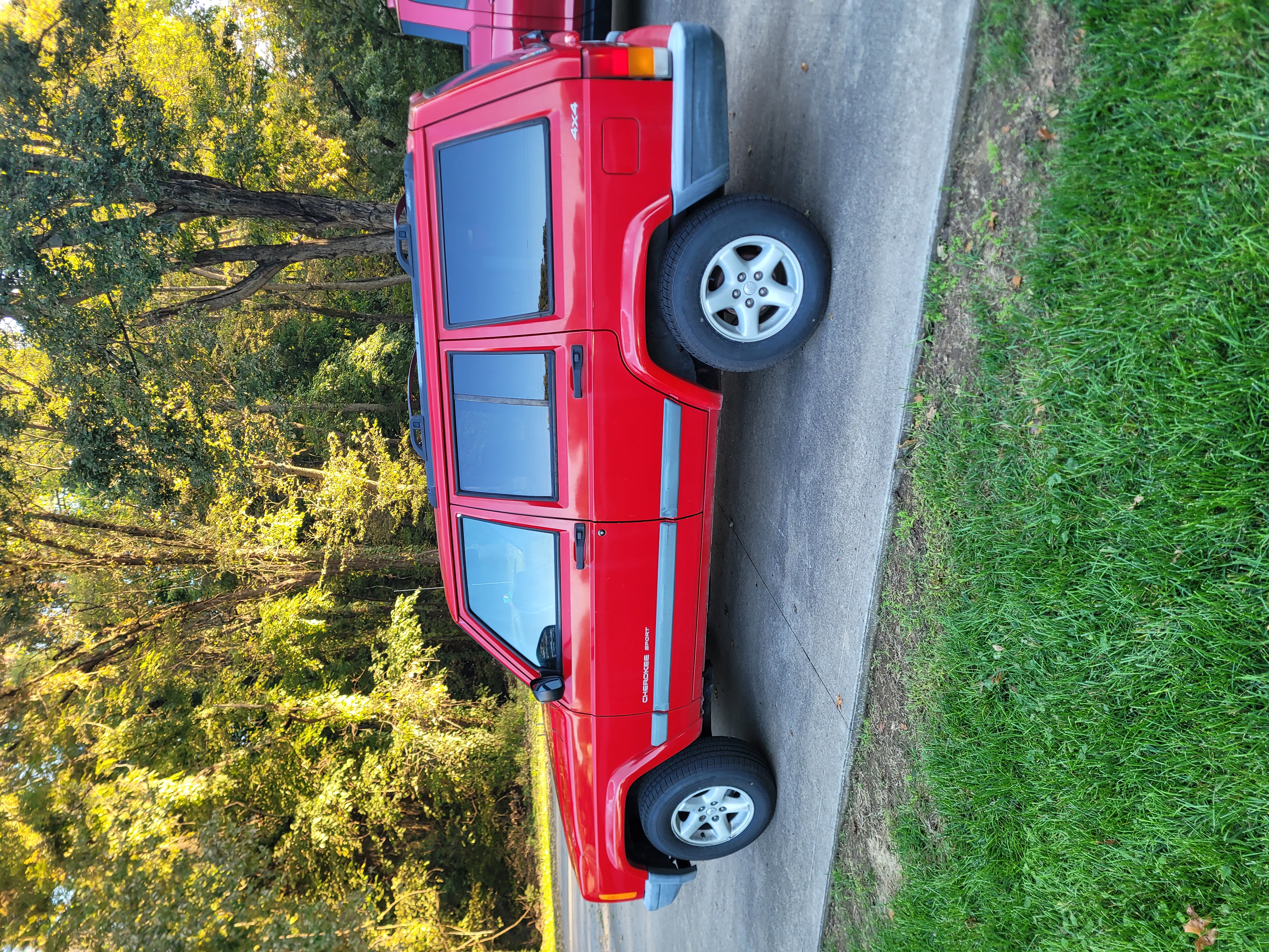 Used 2000 Jeep Cherokee Sport AWD/4WD image 13