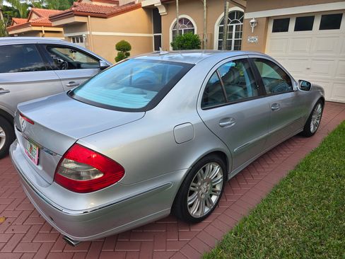Used 2007 Mercedes-Benz E 350 Sedan image 5