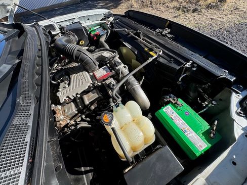 Used 2019 Nissan Titan PRO-4X w/ Pro-4x Convenience Package image 15