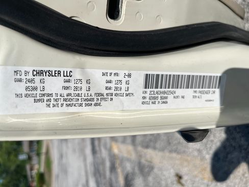 Used 2008 Chrysler 300 C RWD image 11