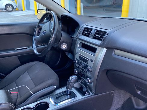 Used 2012 Ford Fusion Hybrid image 8