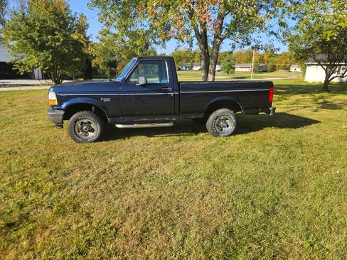 Used 1995 Ford F150 4x4 Regular Cab image 5