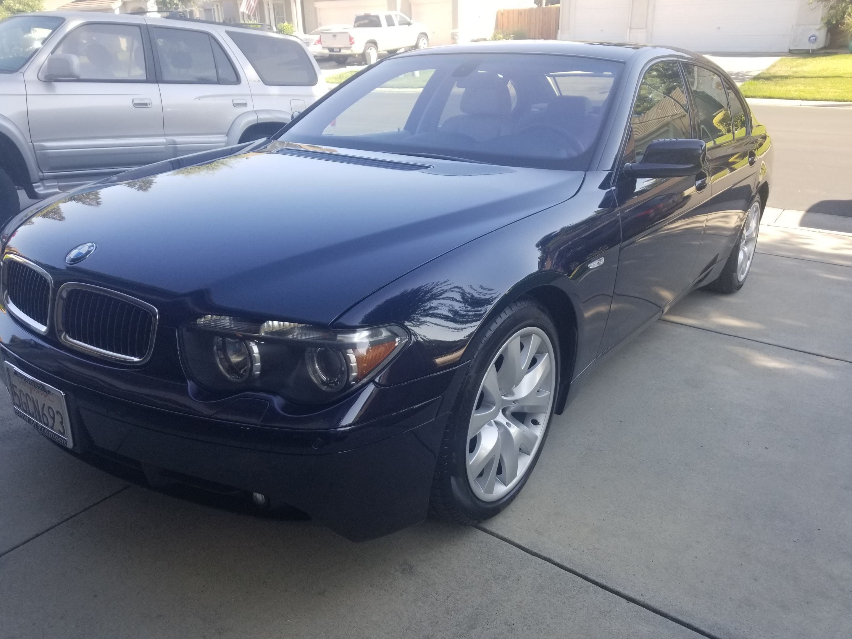 Used 2004 BMW 745Li RWD image 2