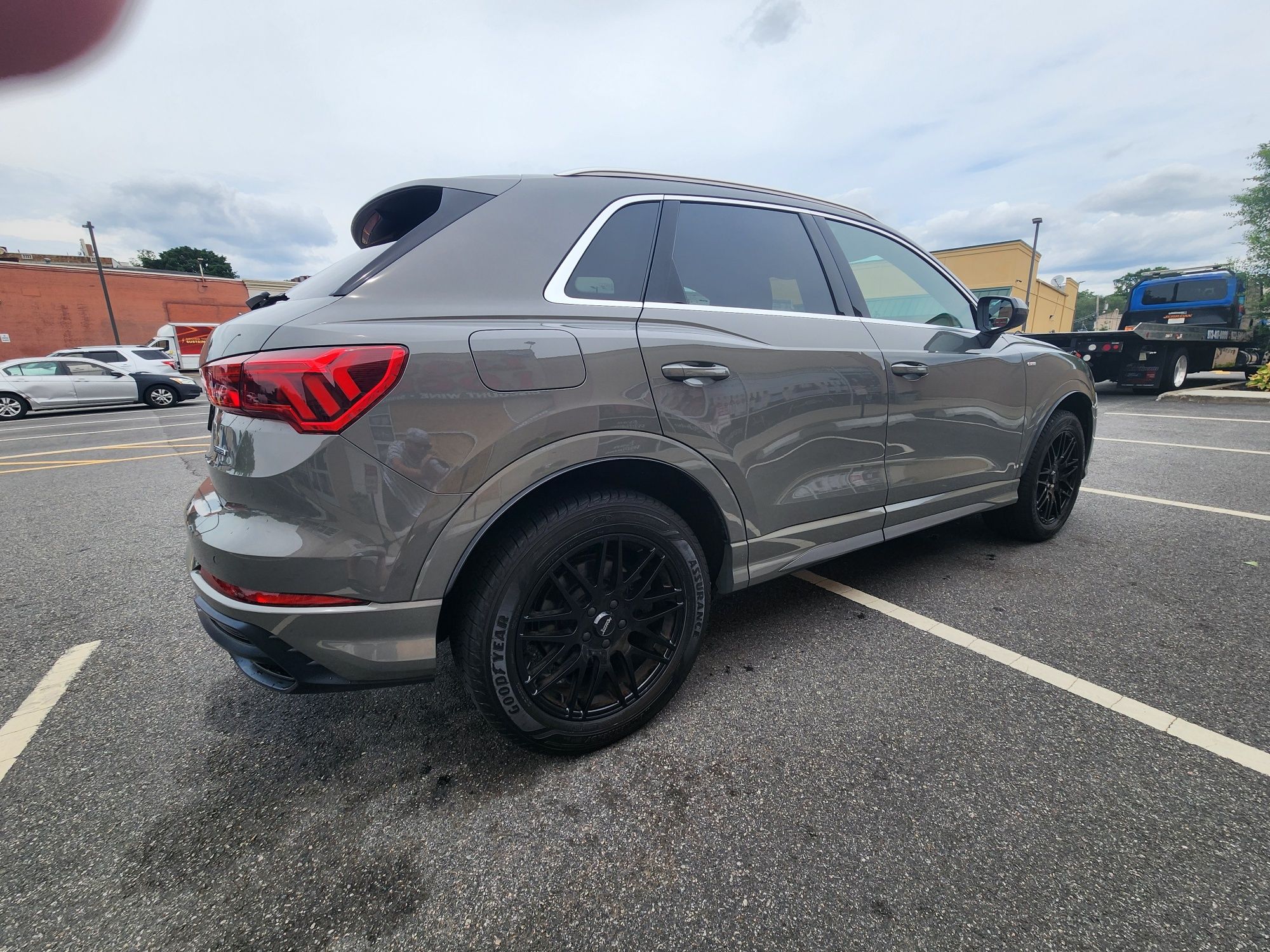 Used 2019 Audi Q3 2.0T Premium Plus AWD/4WD image 8