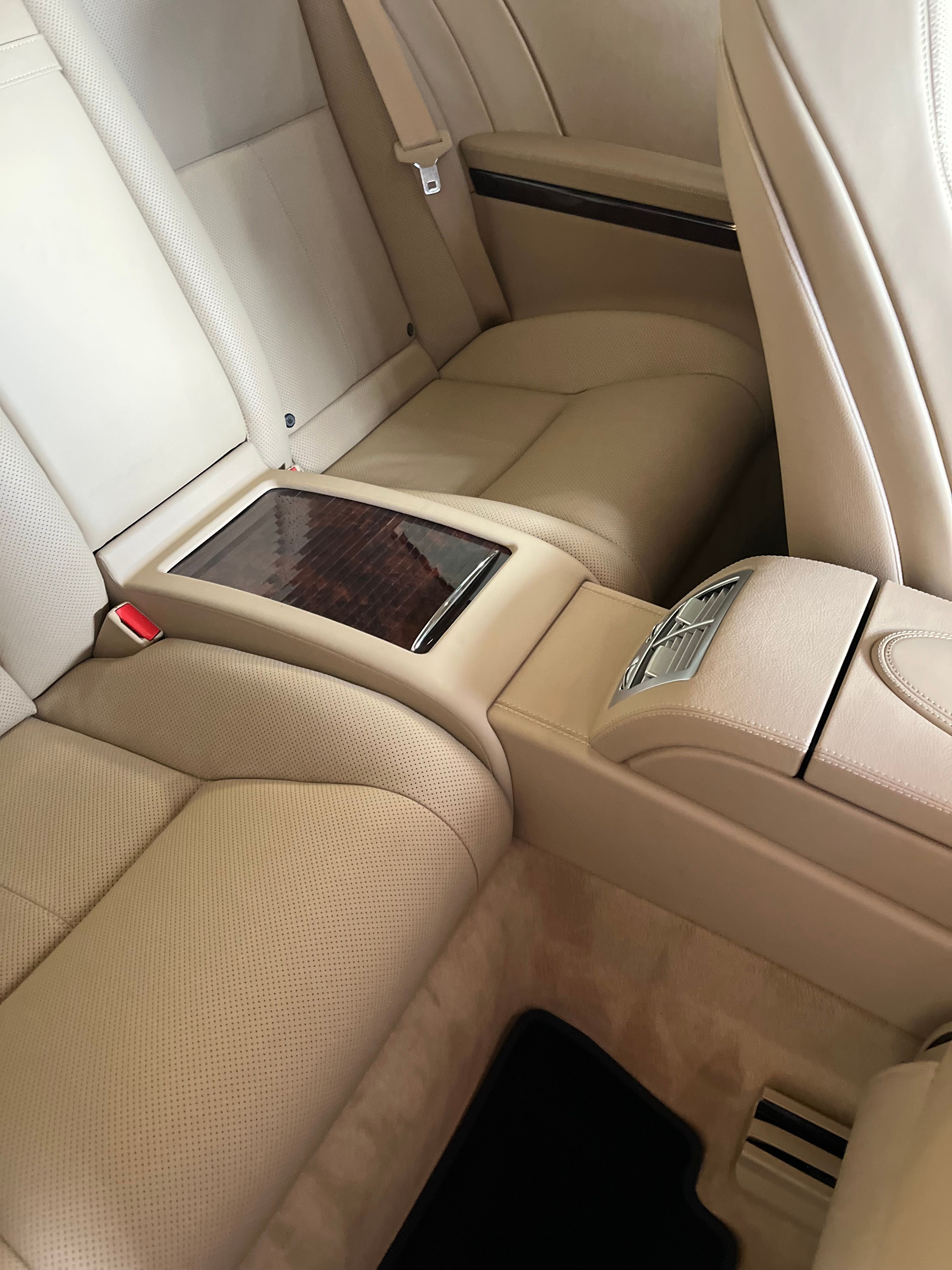 Used 2013 Mercedes-Benz CL 550 4MATIC image 13