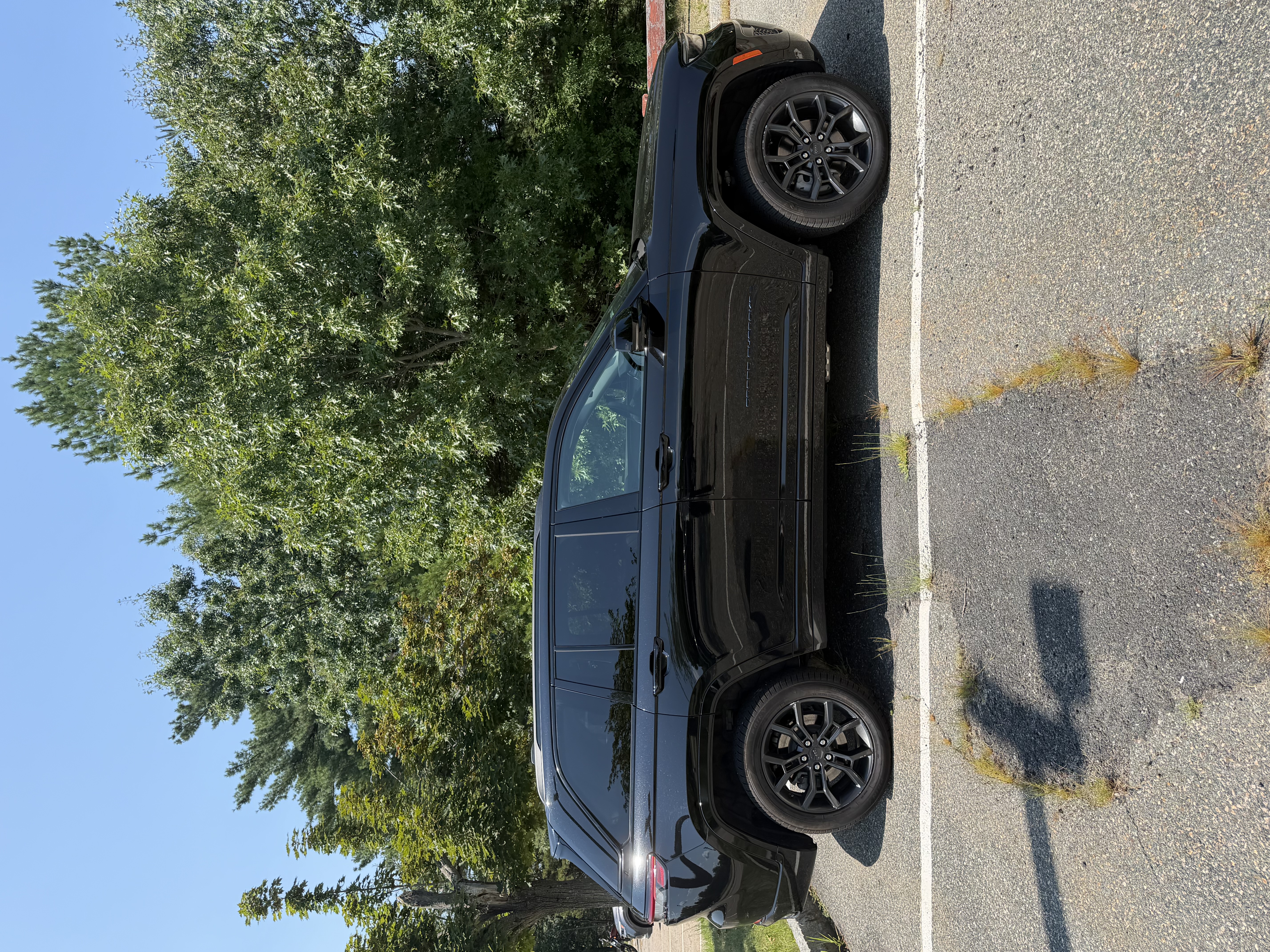 Used 2023 Jeep Grand Cherokee 30th Anniversary AWD/4WD image 9