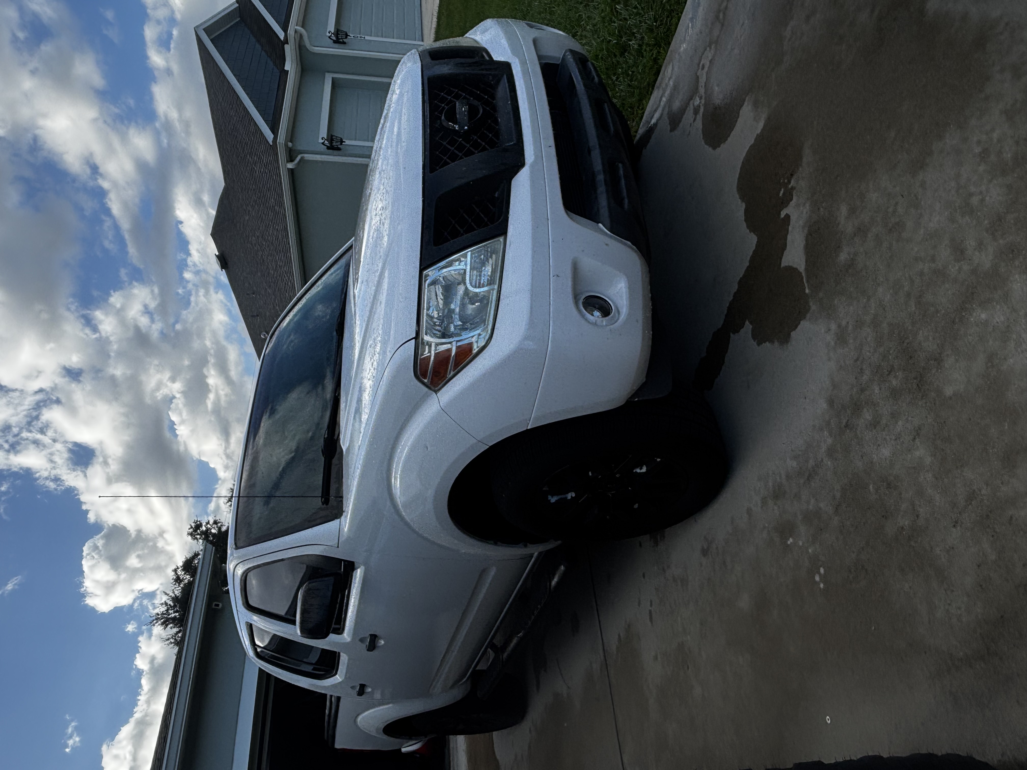 Used 2012 Nissan Frontier SV w/ Sport Appearance Pkg RWD image 4