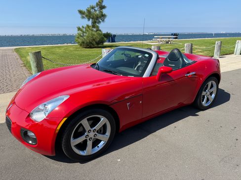 Used 2007 Pontiac Solstice GXP w/ Premium Package image 19