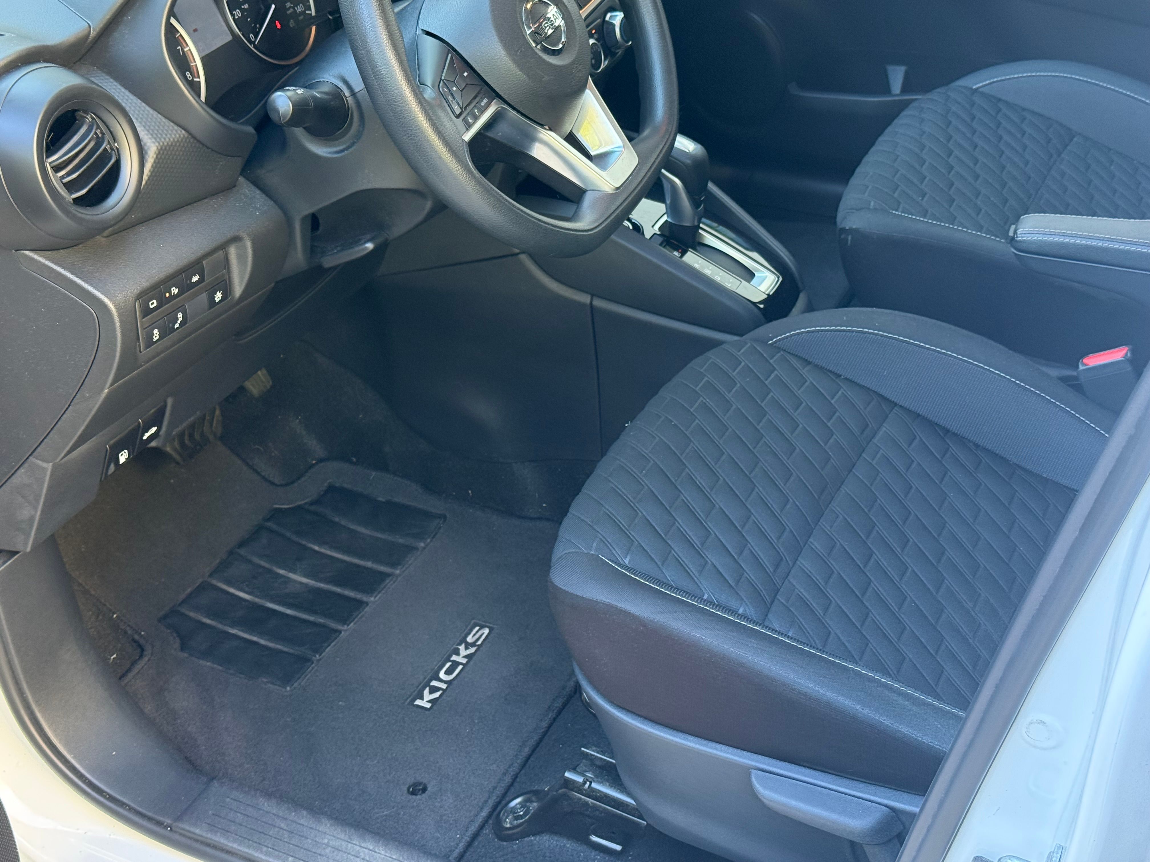 Used 2021 Nissan Kicks S FWD image 10