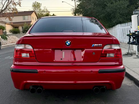 Used 2003 BMW M5 image 2
