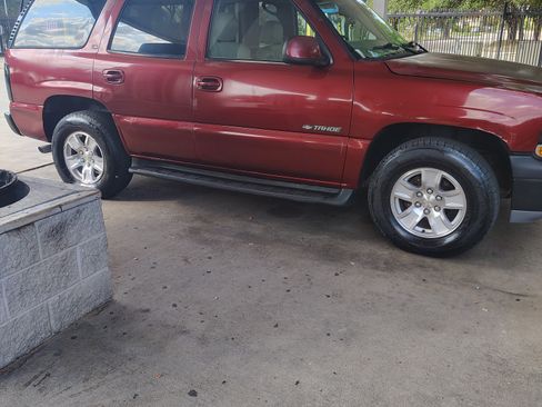 Used 2002 Chevrolet Tahoe LT image 13
