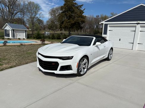 Used 2020 Chevrolet Camaro LT w/ RS Package image 1
