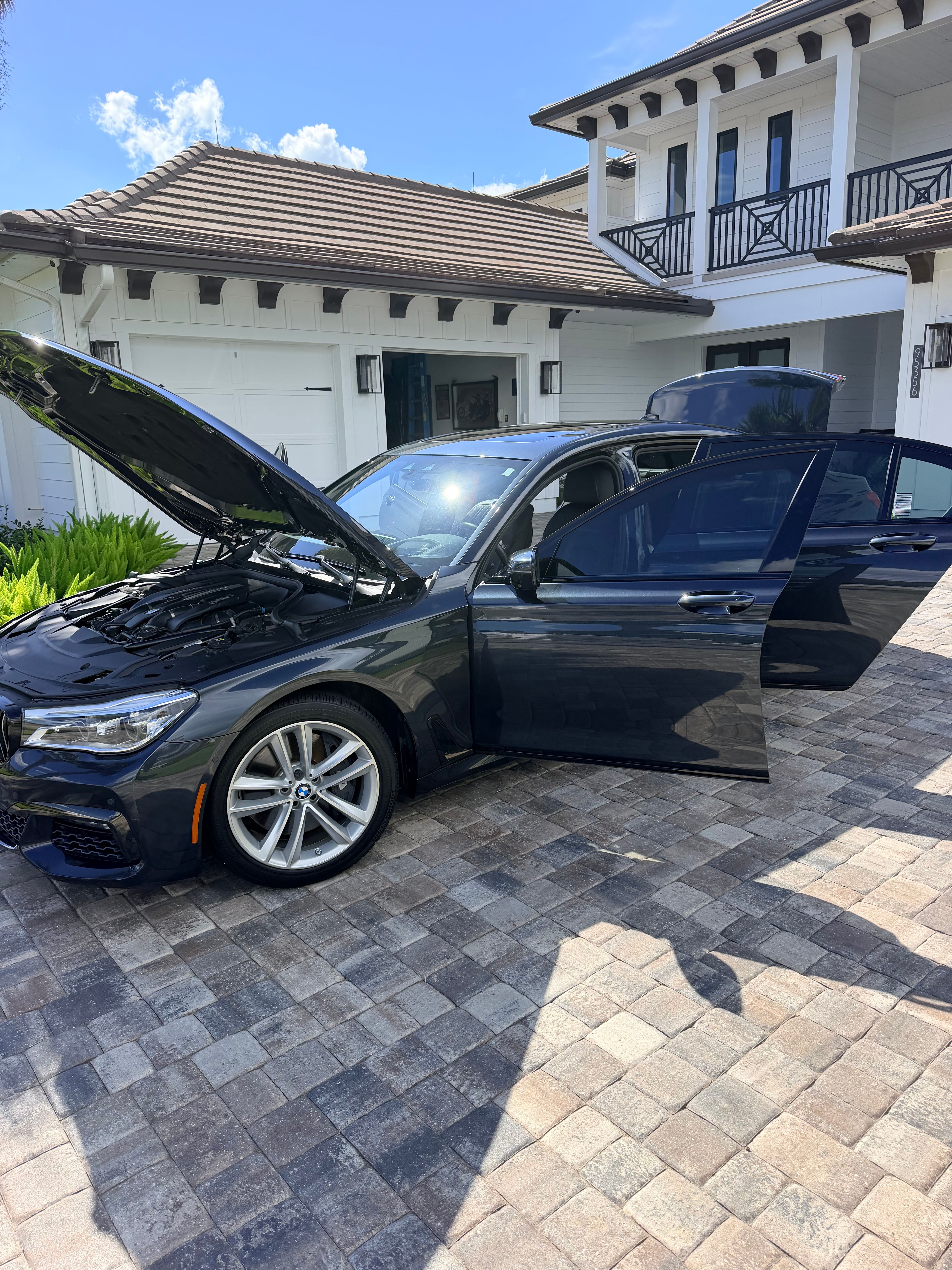 Used 2016 BMW 750i xDrive AWD/4WD image 26