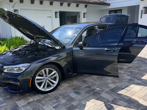 Used 2016 BMW 750i xDrive AWD/4WD image 26