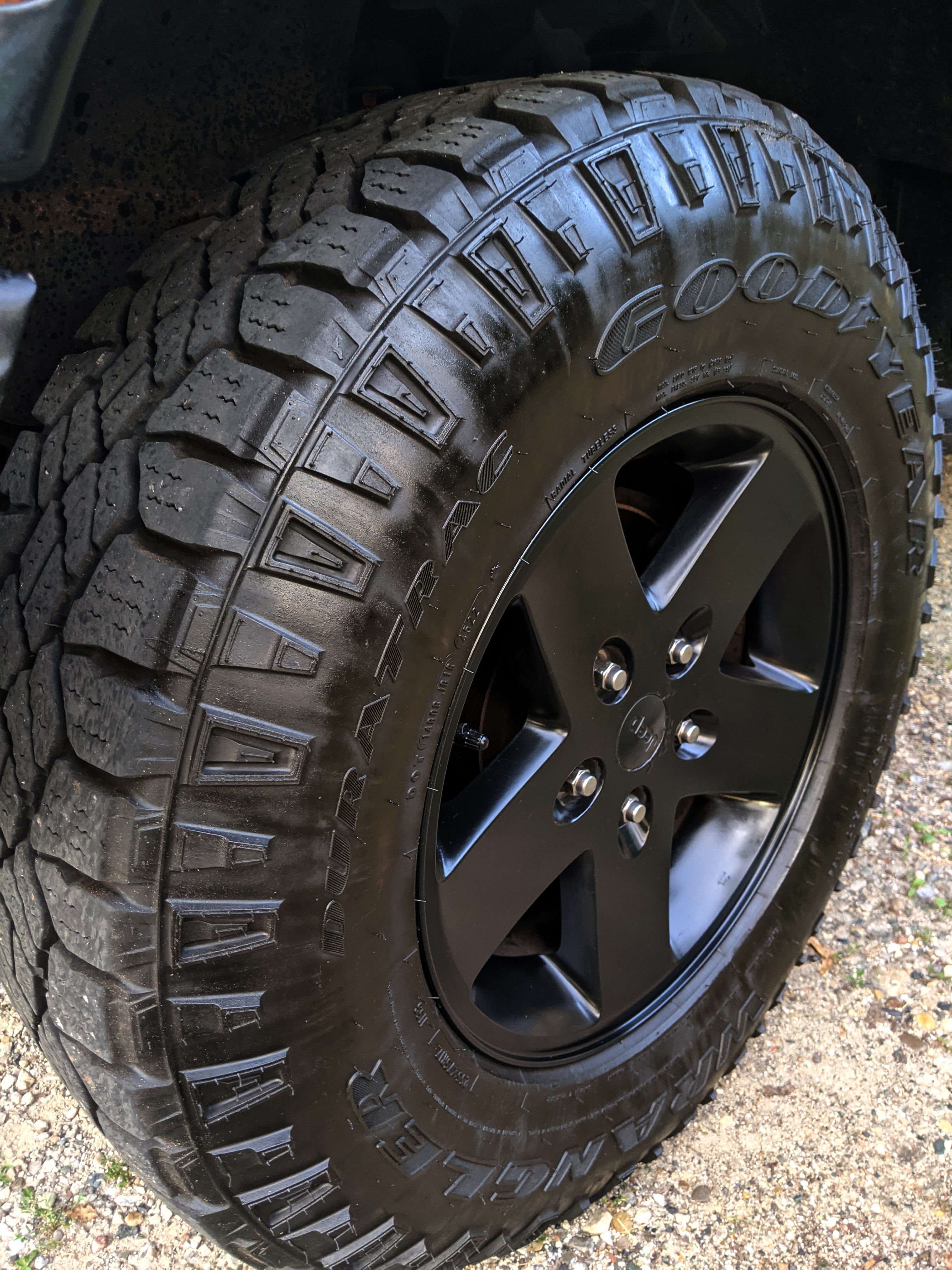 Used 2012 Jeep Wrangler Unlimited Rubicon AWD/4WD image 25