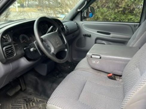 Used 1999 Dodge Ram 1500 Truck 2WD Regular Cab image 2