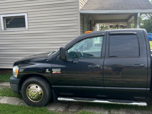 Used 2009 Dodge Ram 3500 Truck ST w/ Popular Equipment Group image 1