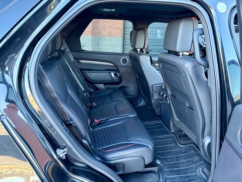 Used 2018 Land Rover Discovery HSE Luxury image 13