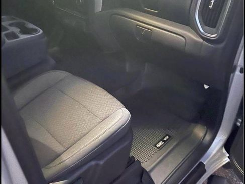 Used 2020 Chevrolet Silverado 1500 LT w/ All-Star Edition image 11