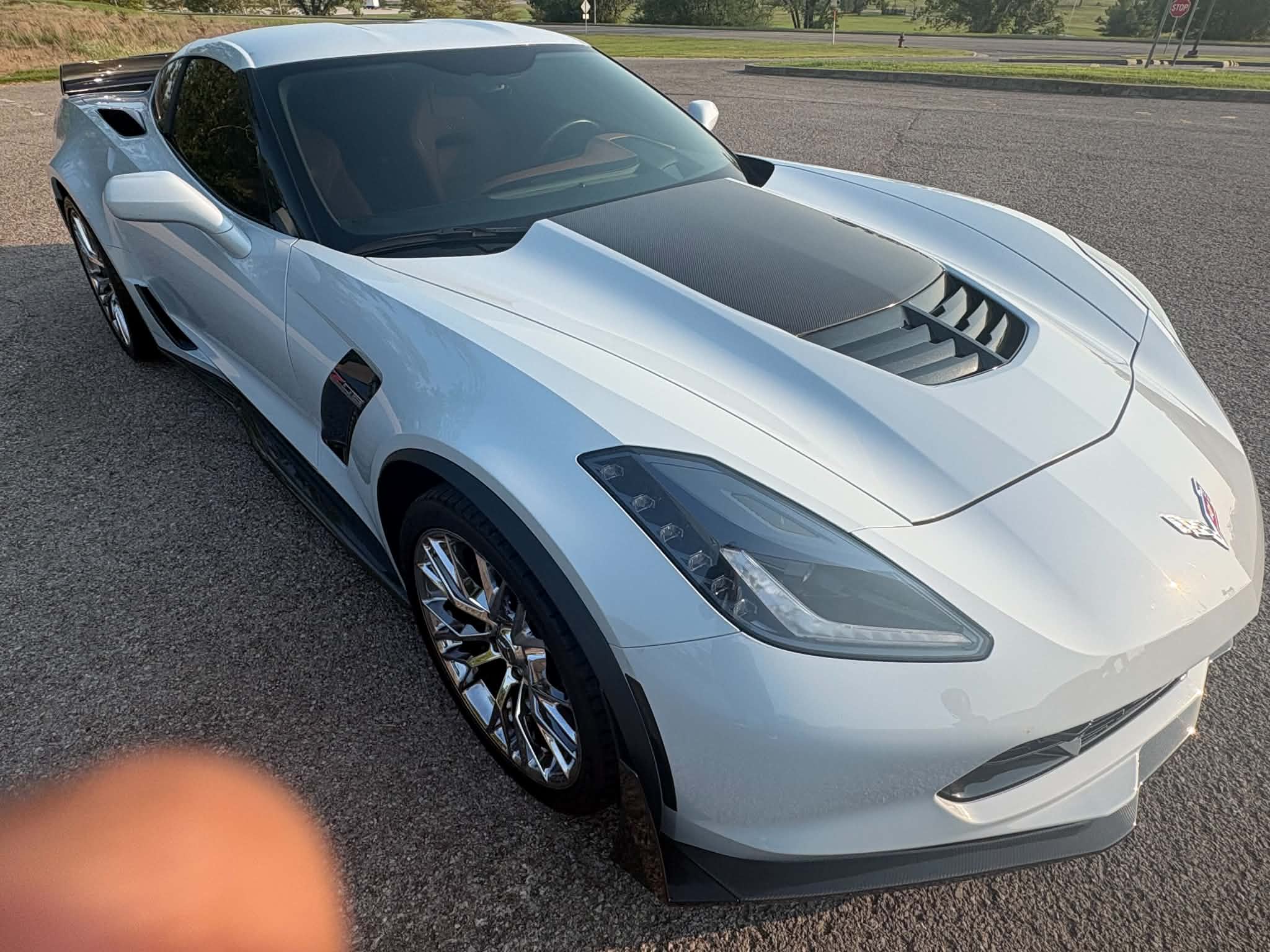 Used 2018 Chevrolet Corvette Z06 RWD image 1