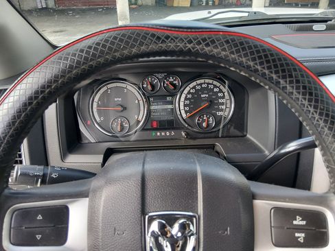 Used 2011 RAM 2500 Laramie w/ Protection Group image 9