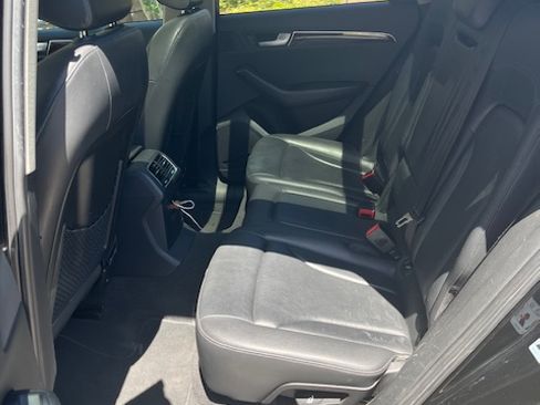 Used 2011 Audi Q5 2.0T Premium Plus image 10