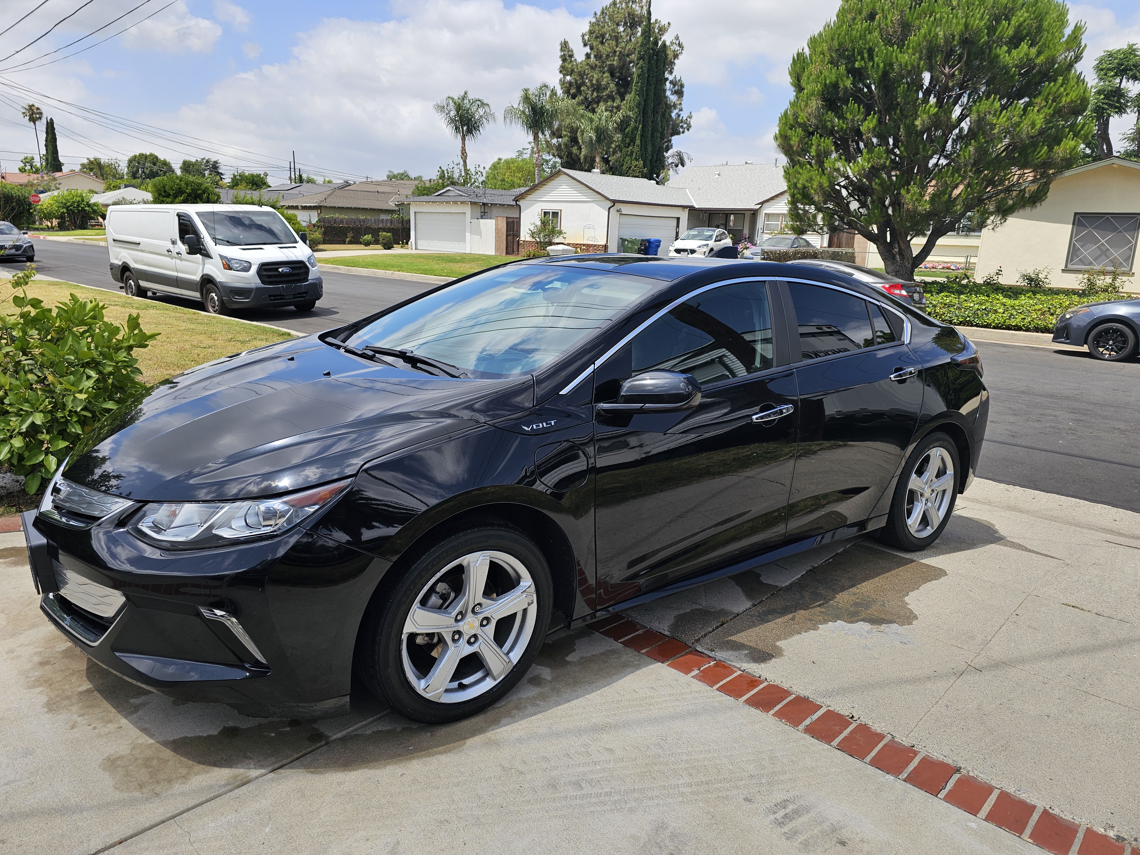 Used 2018 Chevrolet Volt LT w/ LT Driver Confidence Package FWD image 6