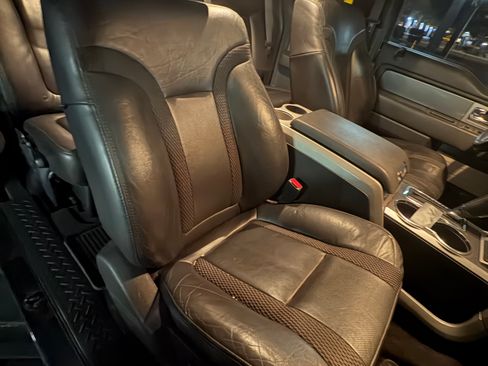 Used 2010 Ford F150 Raptor image 4