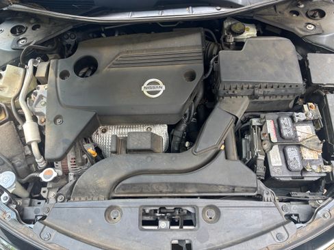 Used 2013 Nissan Altima 2.5 S FWD image 1
