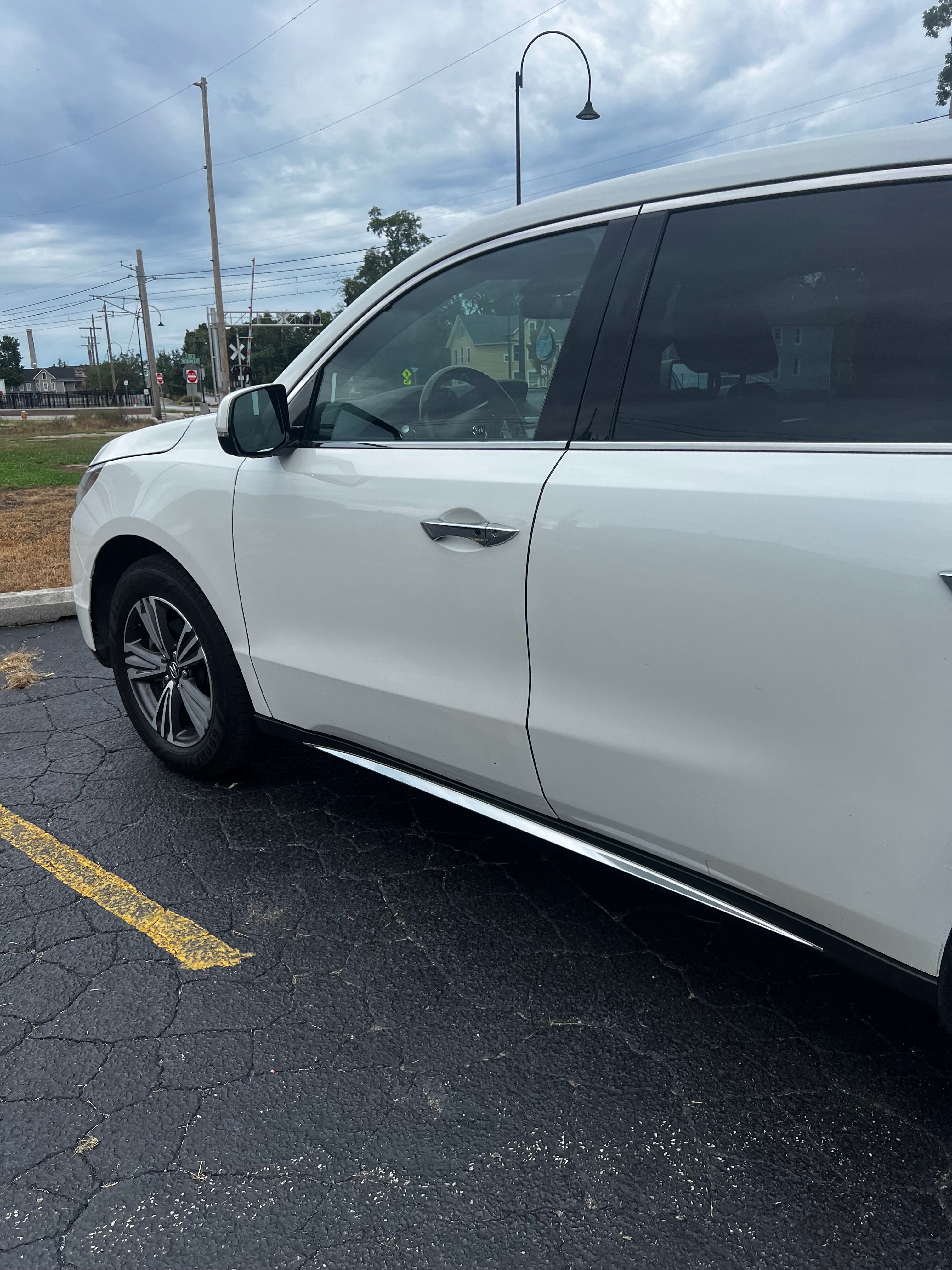 Used 2018 Acura MDX w/ Technology Package AWD/4WD image 13