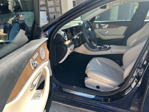 Used 2018 Mercedes-Benz E 300 image 13