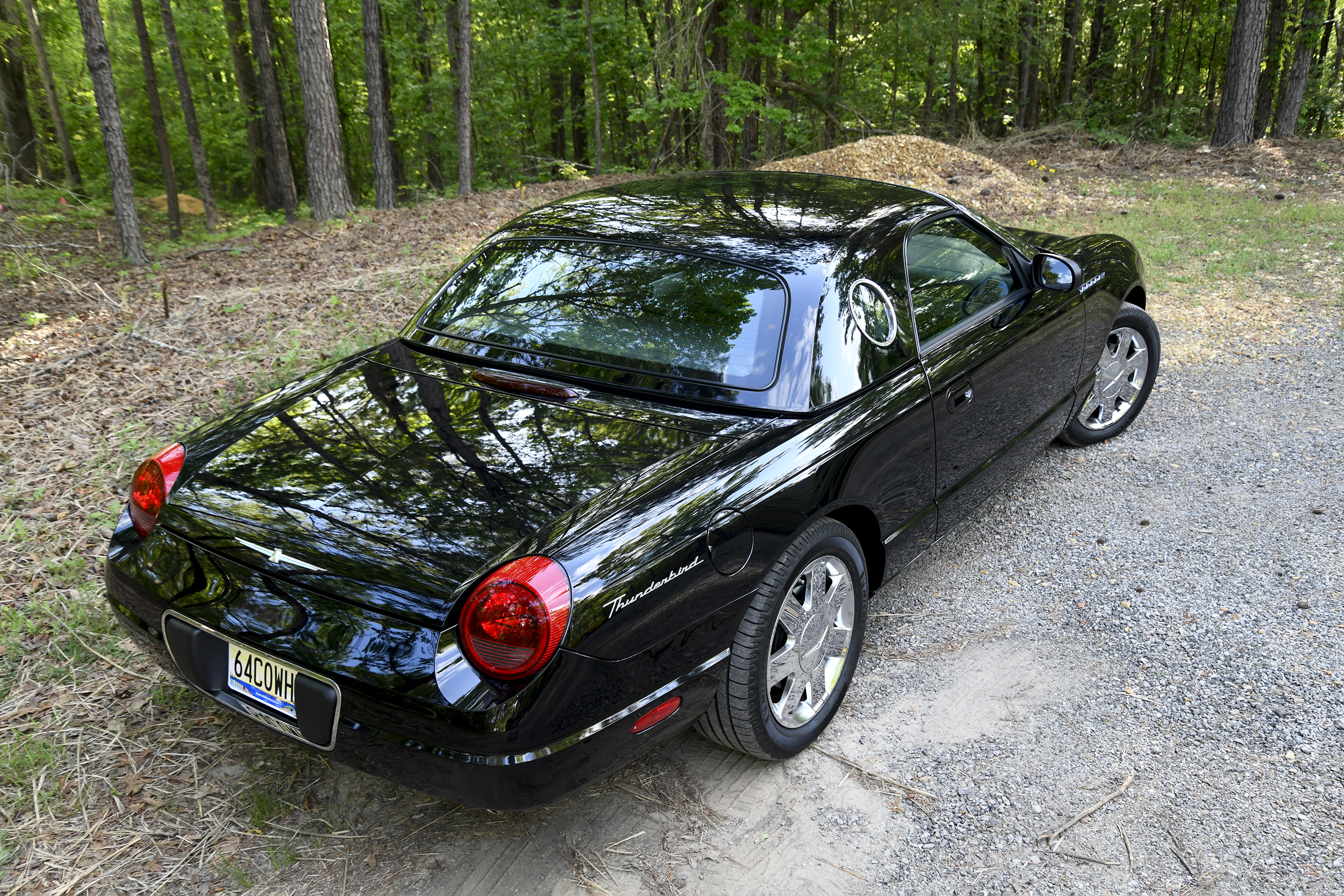 Used 2002 Ford Thunderbird RWD image 2