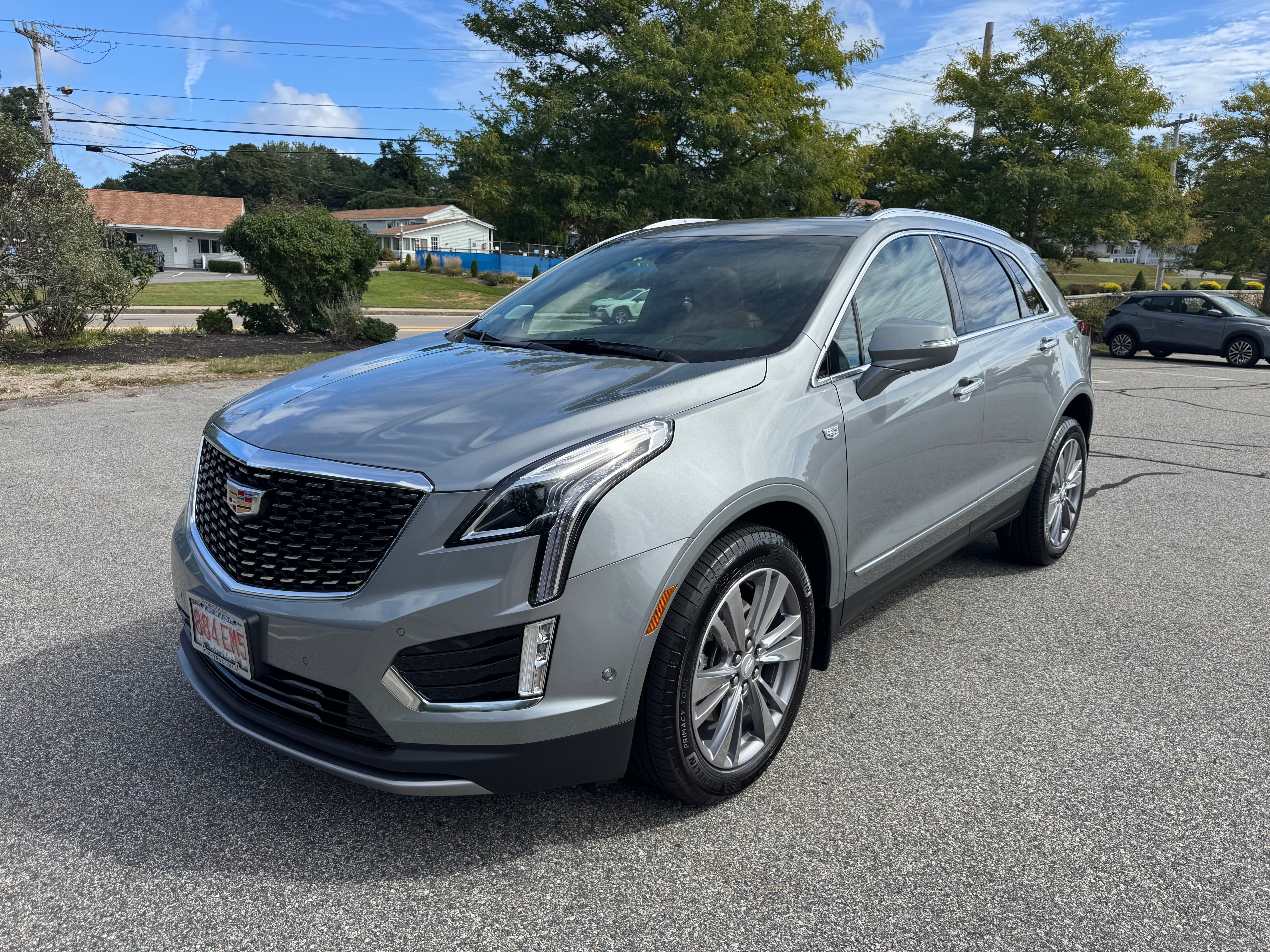 Used 2026 Cadillac XT5 Premium Luxury w/ LPO, Floor Liner Package AWD/4WD image 1