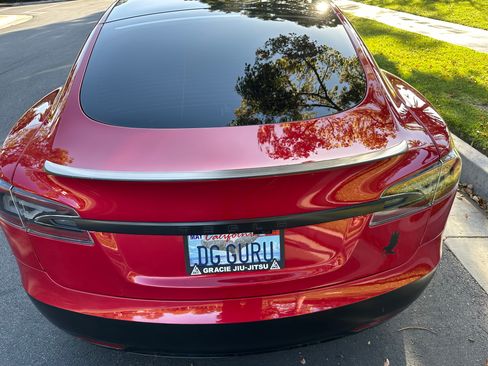 Used 2020 Tesla Model S Performance image 27