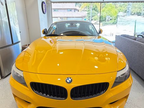 Used 2011 BMW Z4 sDrive35is RWD image 13