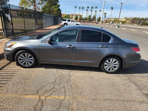 Used 2011 Honda Accord EX-L image 4
