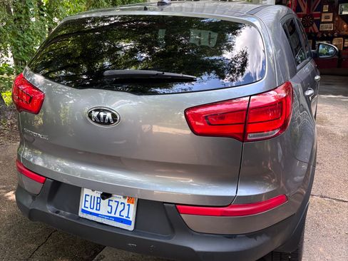 Used 2016 Kia Sportage LX AWD/4WD image 4
