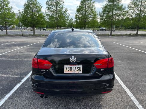 Used 2014 Volkswagen Jetta SEL FWD image 10