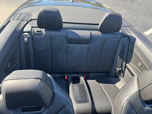 Used 2015 BMW M4 Convertible image 12