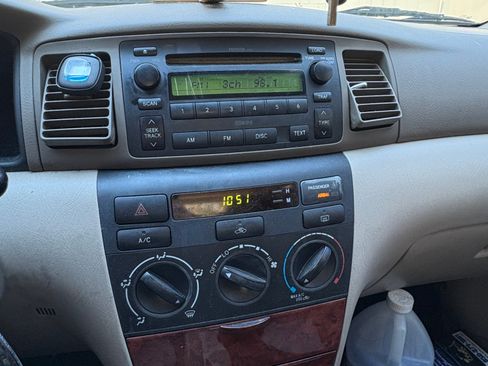 Used 2005 Toyota Corolla CE image 16