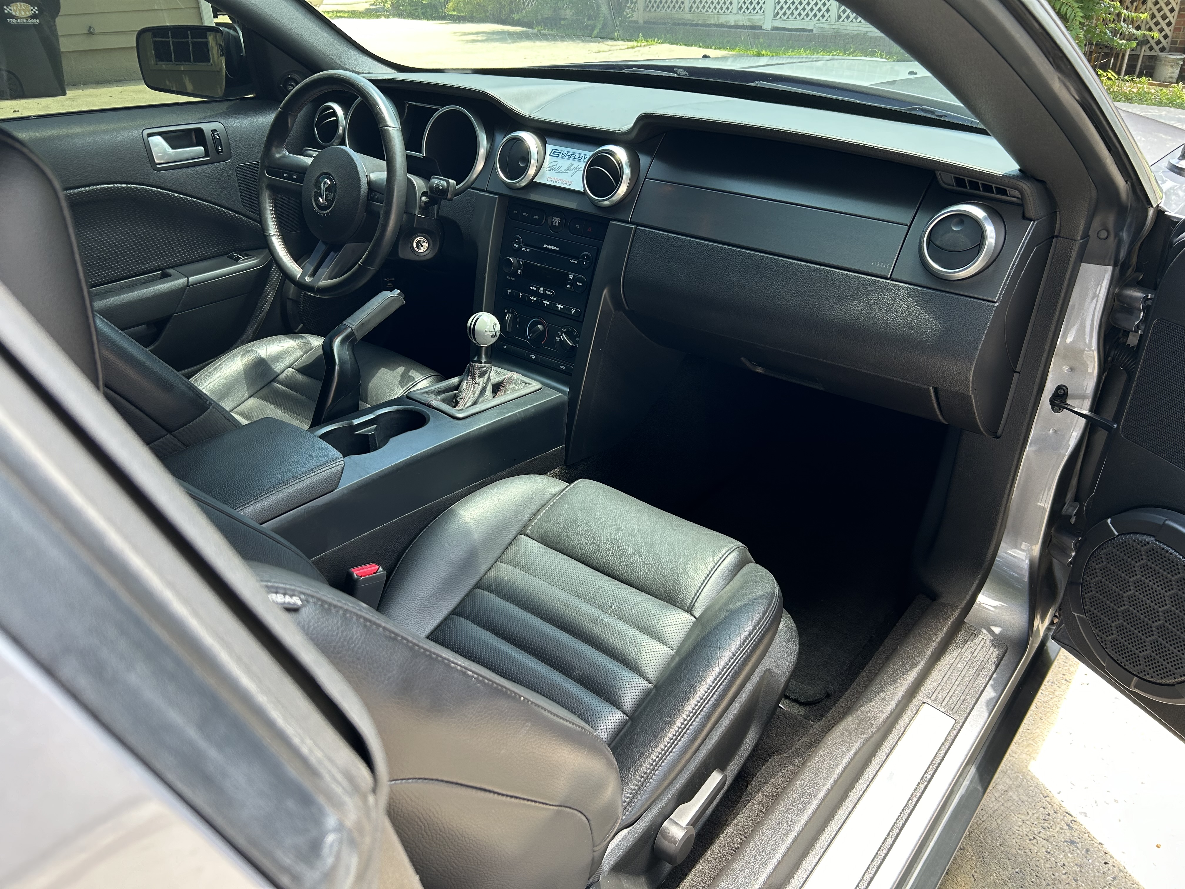 Used 2007 Ford Mustang Shelby GT500 RWD image 12