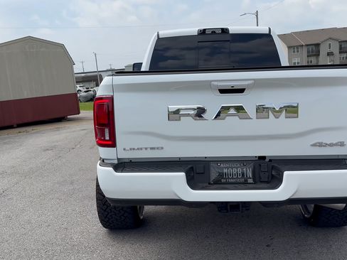 Used 2025 RAM 2500 Limited image 8